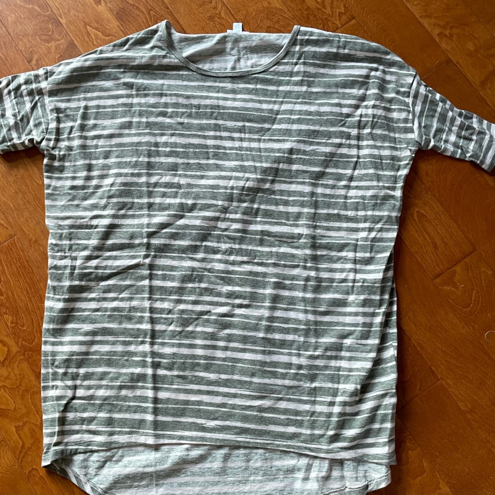 Lularoe Shirt